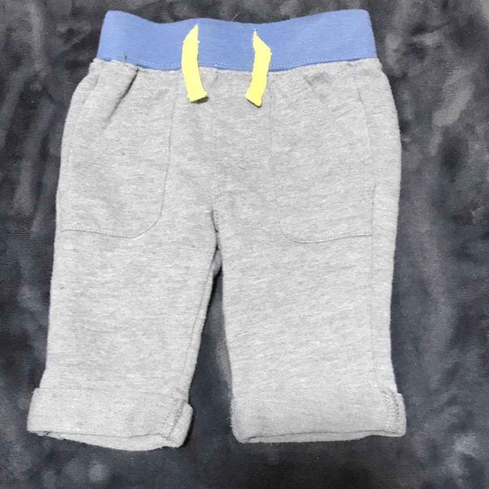 Baby boy pants with pockets